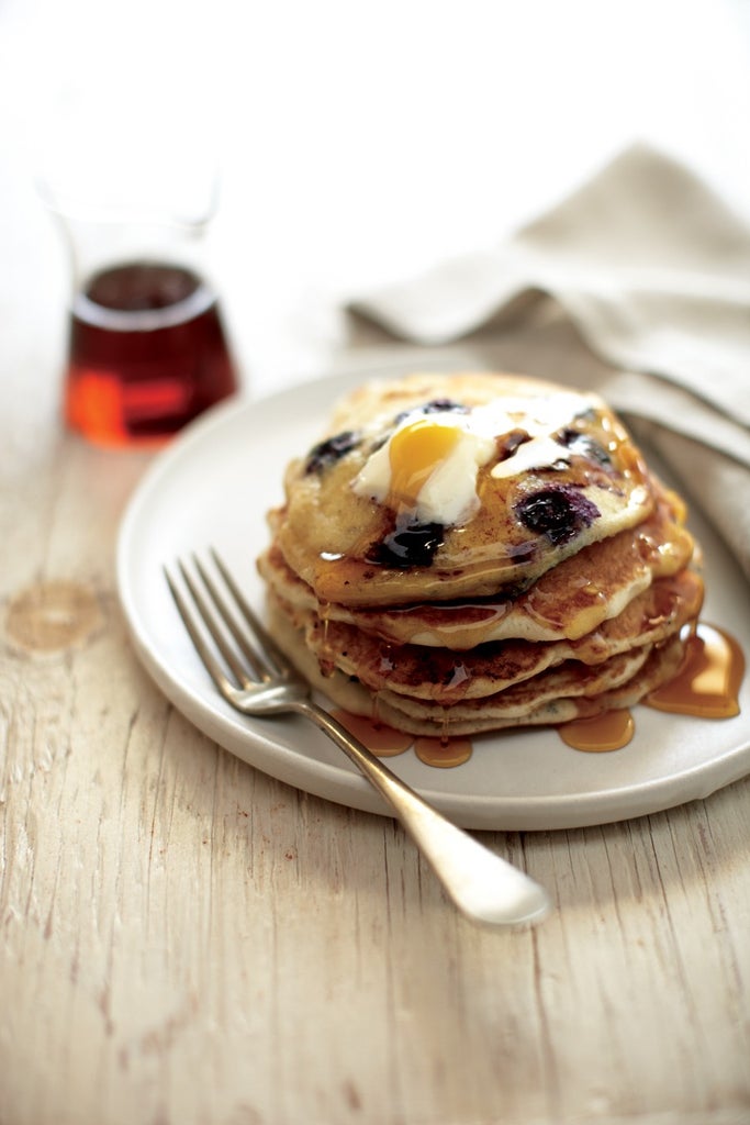 Blueberry Sourdough Pancakes Recipe