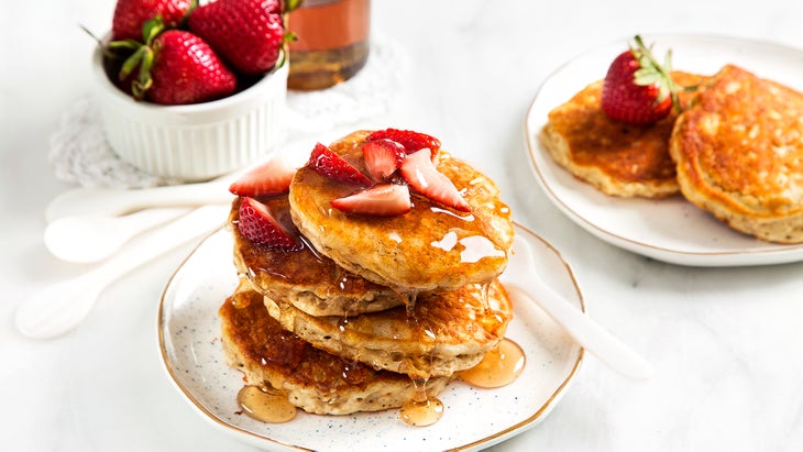 pancakes2_2000_1125 Vegan Oatmeal Pancakes