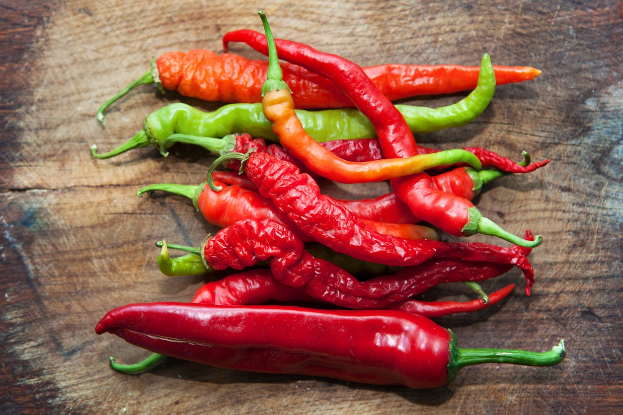 Hot news: Eating hot chili peppers could help you live longer - Vegetarian  Times