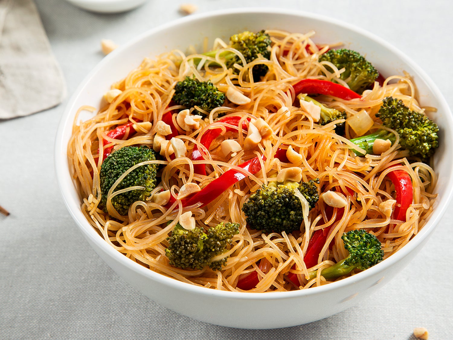 Rice Noodle Bowl with Broccoli & Bell Peppers Recipe - Vegetarian Times
